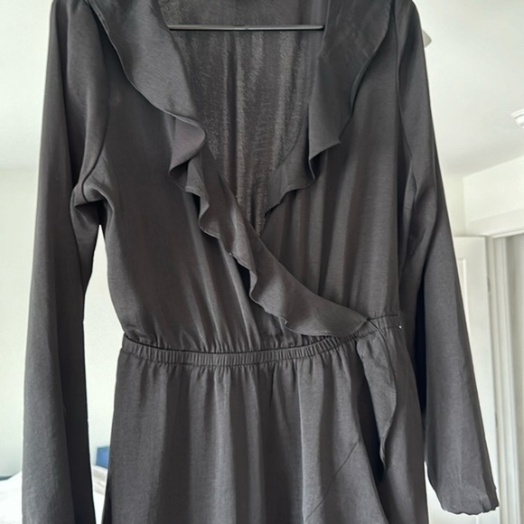 Express Dresses & Skirts - Express Black Ruffle Dress Size M